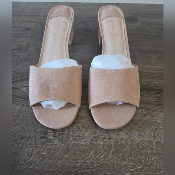 Chinese Laundry womens micro suede slide sandals size 10 NEW - Picture 1 of 7